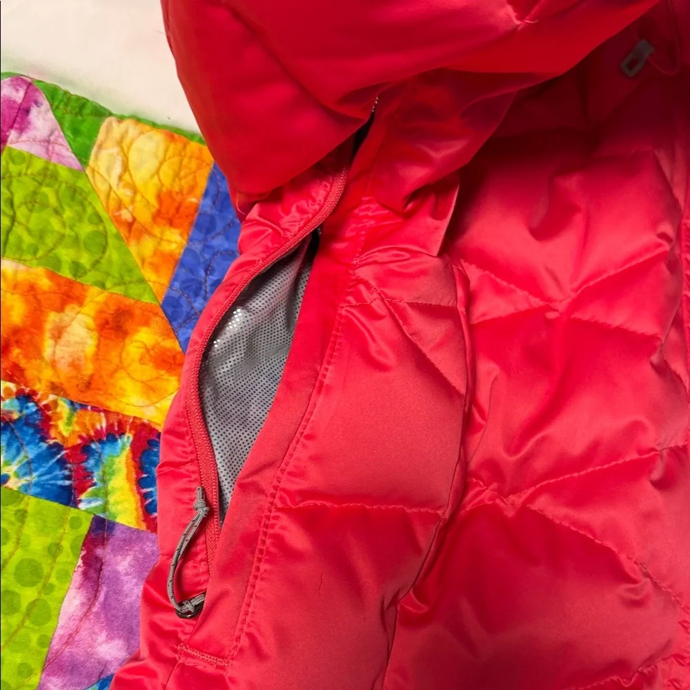 Columbia Bright Coral-Red Insulated Jacket with Faux Fur Hood - Picture 4 of 6